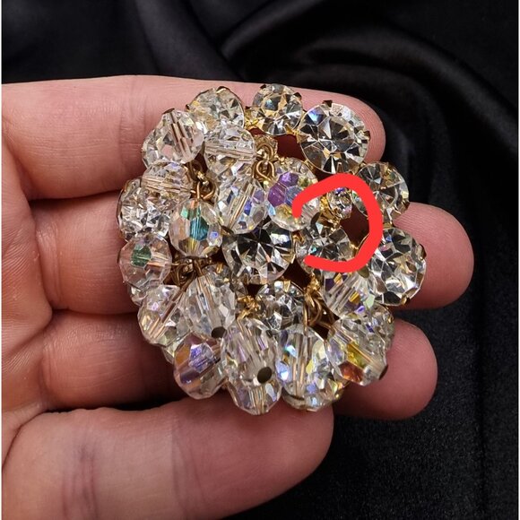 Vintage 1960s JULIANA Aurora Borealis Crystal Gold-Tone Round Brooch Pin - Picture 5 of 6